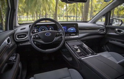 广汽新能源Aion V上市 续航600公里领航，15.96万起开启智能出行新篇章